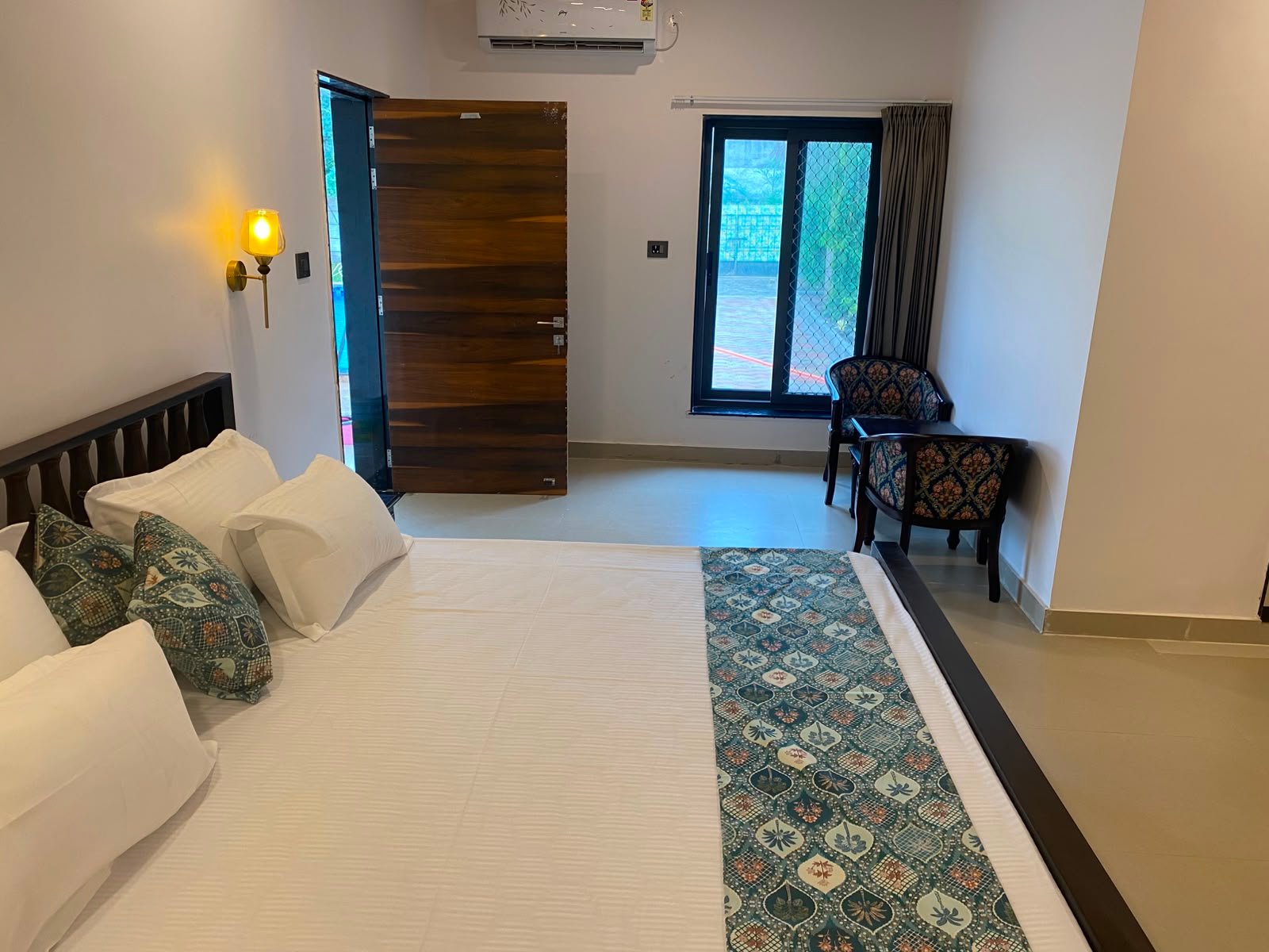 Room detail